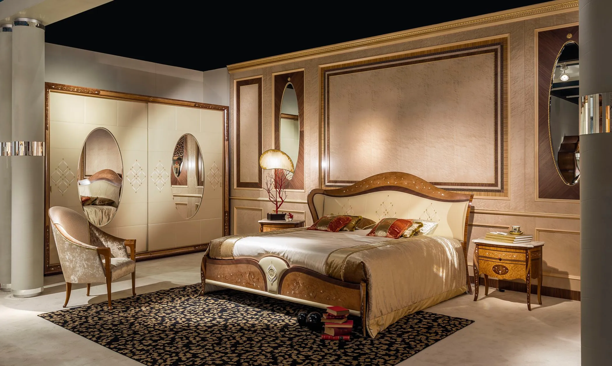 Bedrooms & Beds